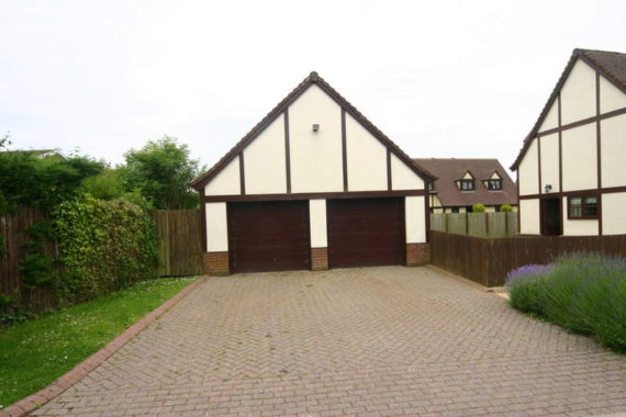 4 bedroom Detached f...